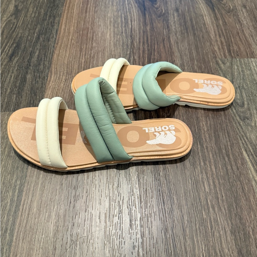 Sorel Women's Ella II Puff Slide Sandal (safari, chalk) - Picture 2 of 4